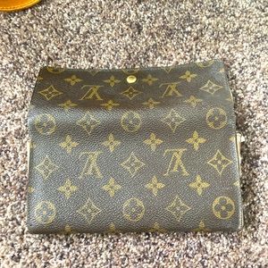 Louis Vuitton first edition Sarah wallet
